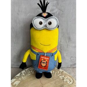 Universal Studios Minion Mayhem Kevin Plush Villain-Con 1968 VIP Pass 18" Toy